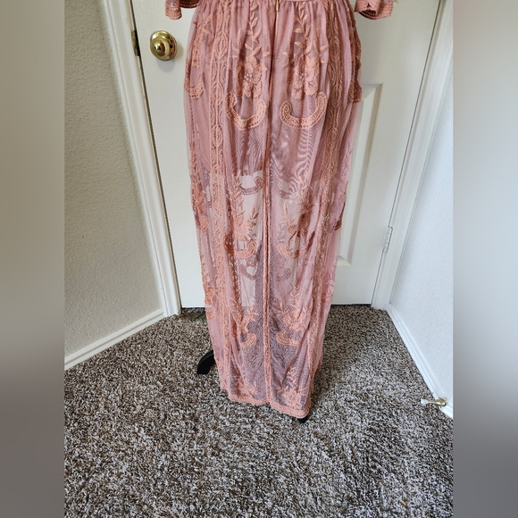 Wishlist Embriodered Mesh Lace V-Neck Mesh Dress in Blush Pink S - Picture 8 of 9